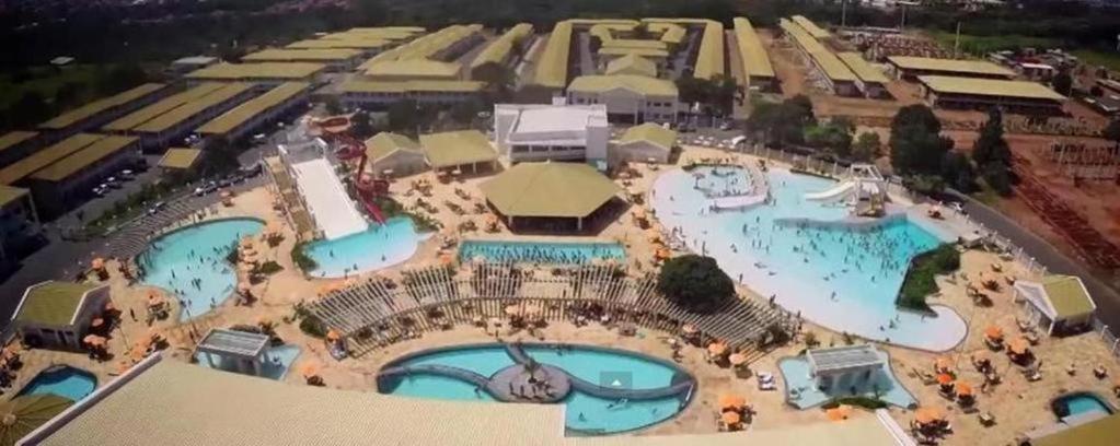 L'Acqua Diroma - Suites Confortaveis - Diversao Garantida - Piscina De Ondas Exclusiva Калдас-Новас Екстер'єр фото